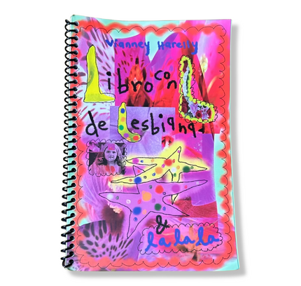 Libro con L de Lesbiana y Lalala