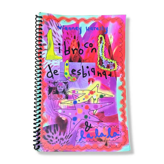 Libro con L de Lesbiana y Lalala